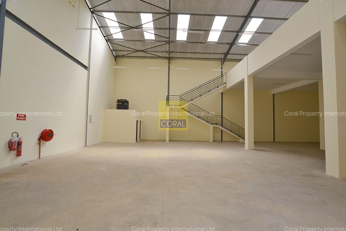 Warehouse in Ruiru - 9