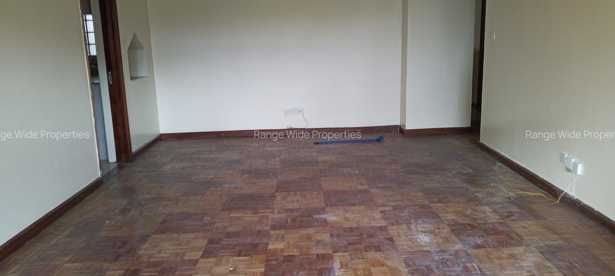 3 Bed Apartment with En Suite in Lavington - 18