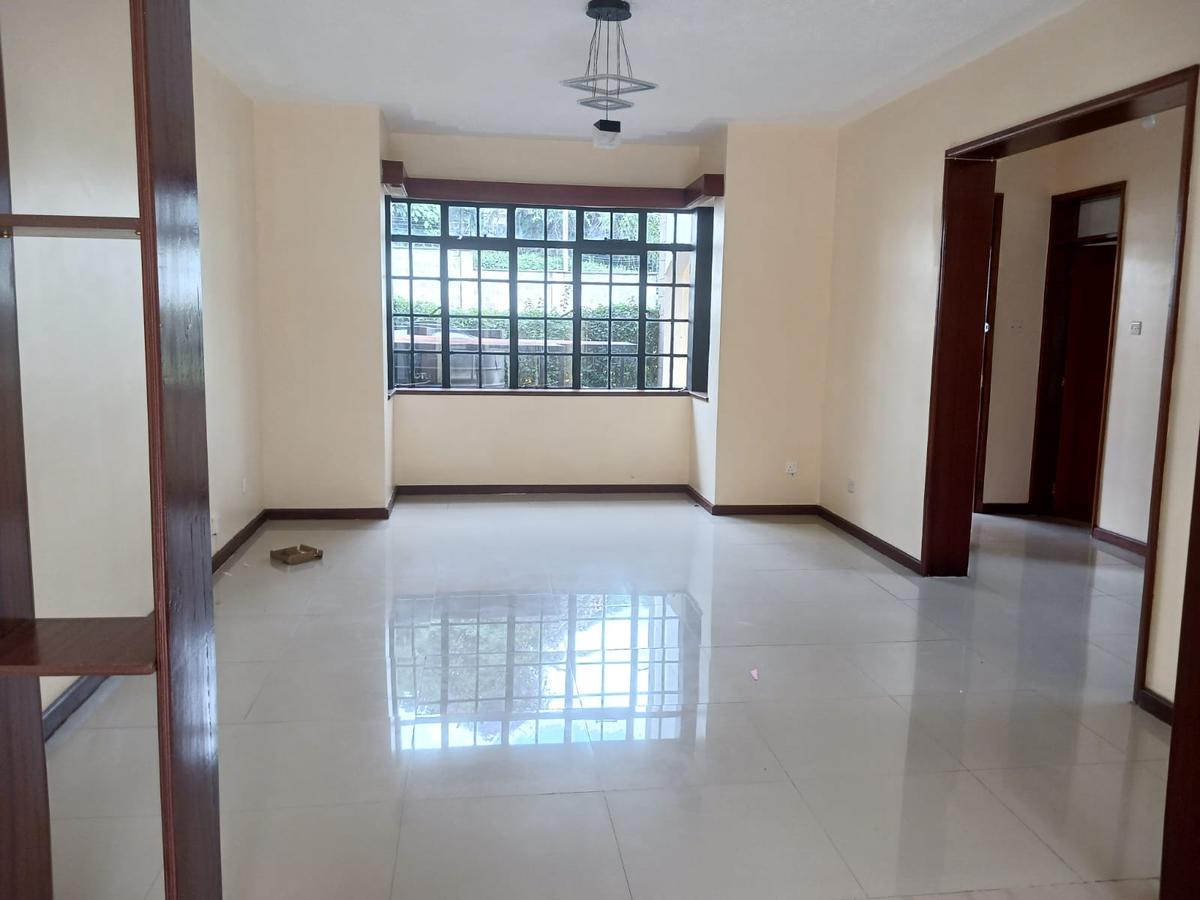 4 Bed Townhouse with En Suite at Hatheru Road - 18