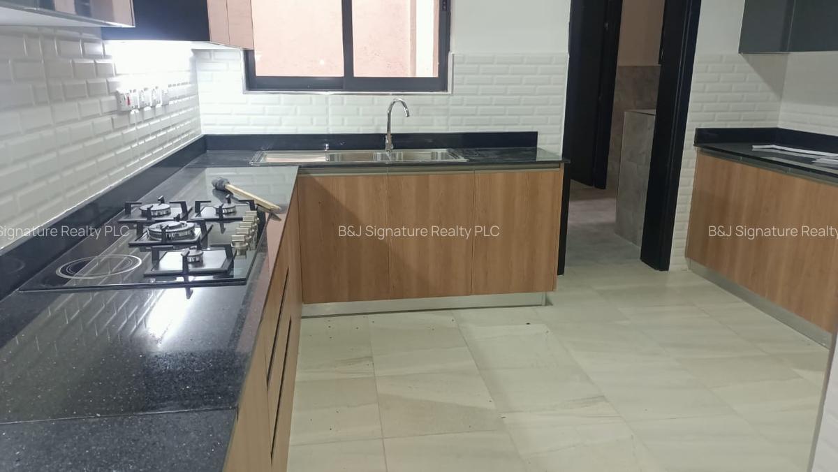 4 Bed Apartment with En Suite in Kileleshwa - 18