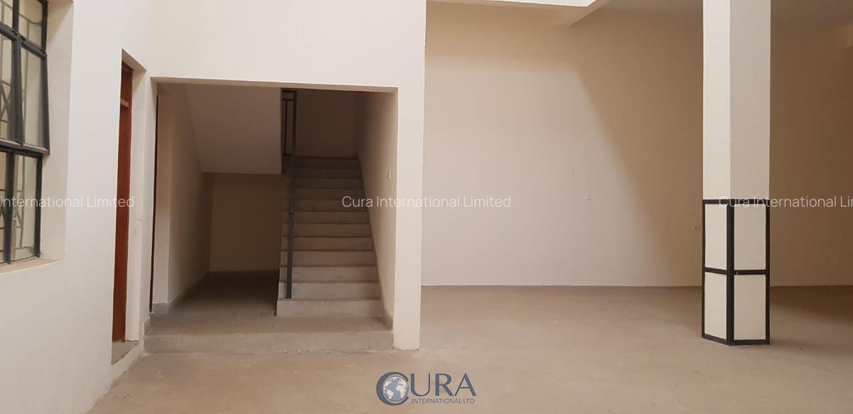 6,740 ft² Warehouse in Ruaraka - 2
