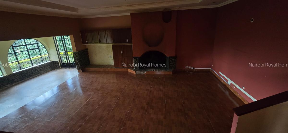 4 Bed House with En Suite at Loresho Road - 20
