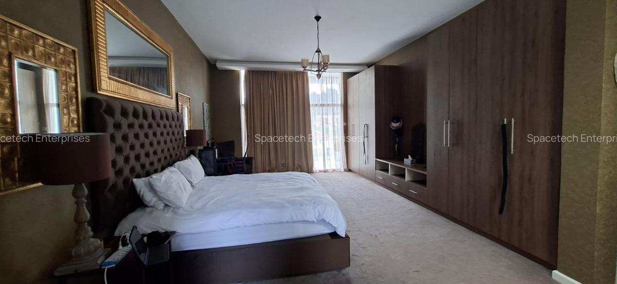 4 Bed Townhouse with En Suite in Spring Valley - 8