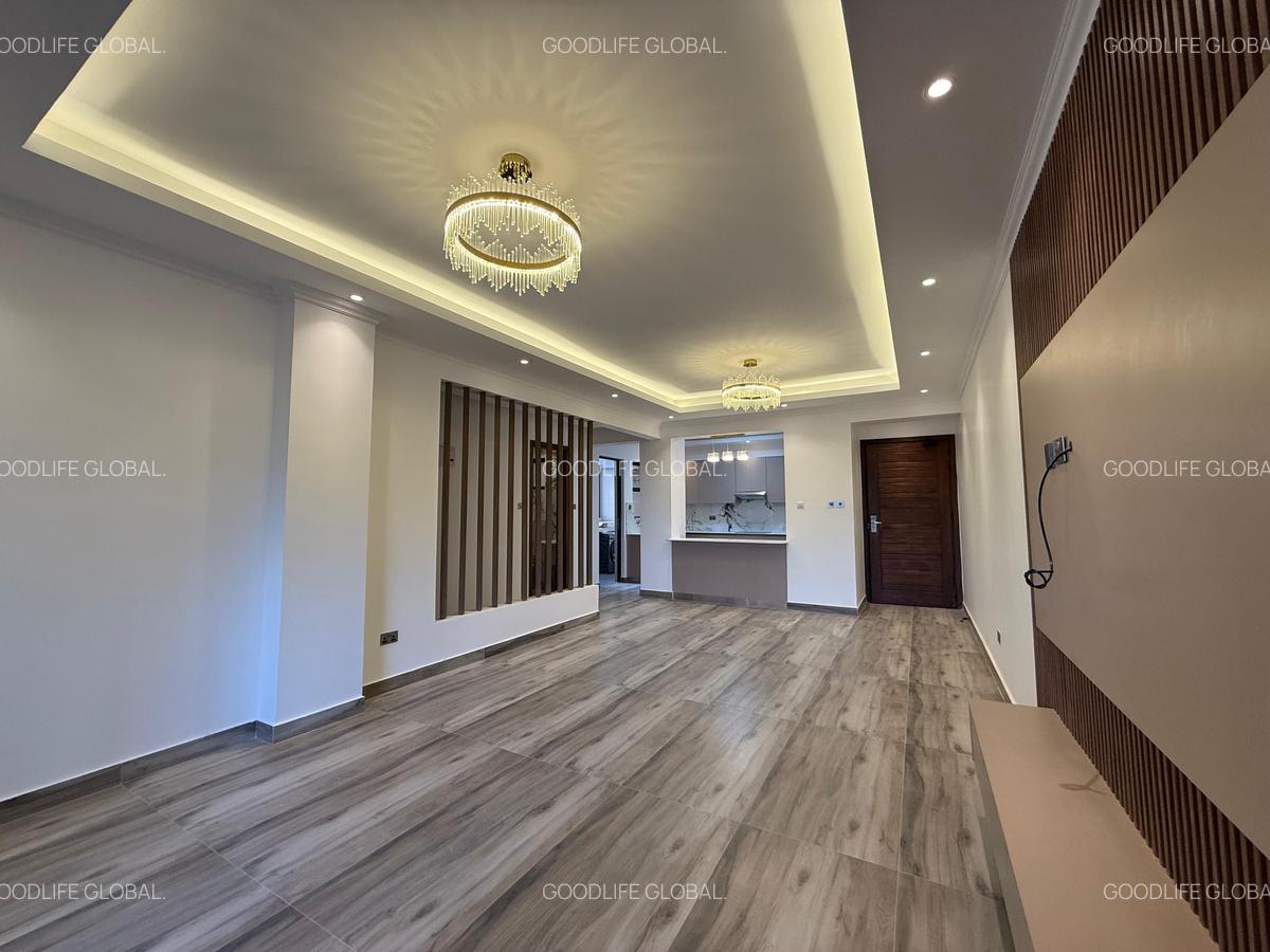 1 Bed Apartment with En Suite in Brookside - 1