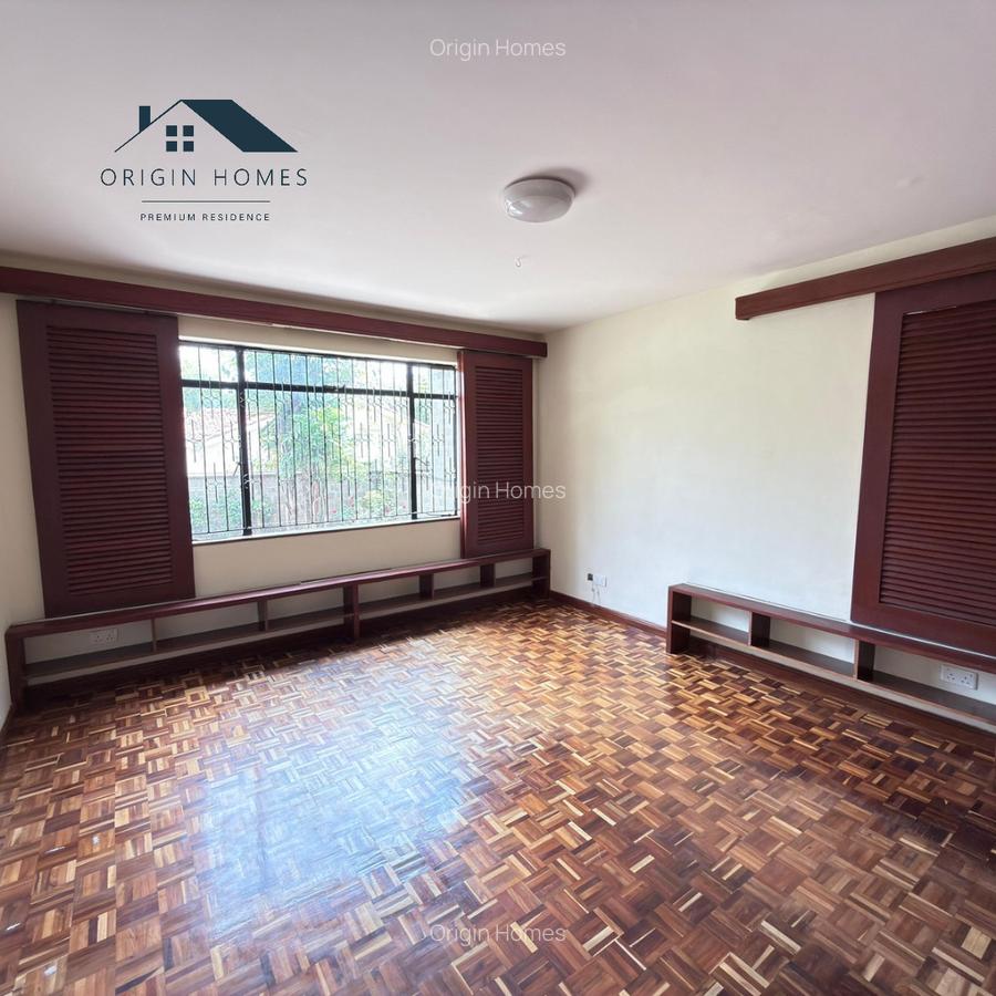 5 Bed House with En Suite at Westlands - 9