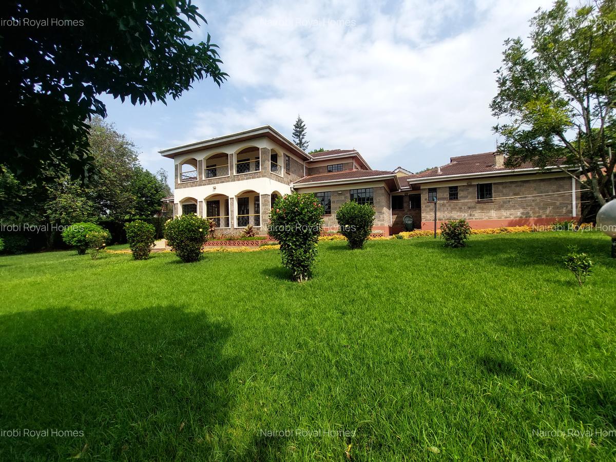 5 Bed House with En Suite at Daisy Road - 6