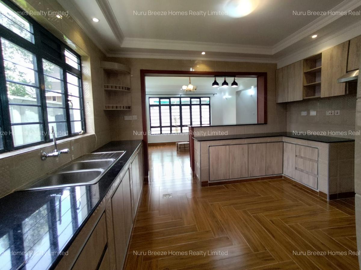 4 Bed Townhouse with En Suite in Kiambu Road - 18