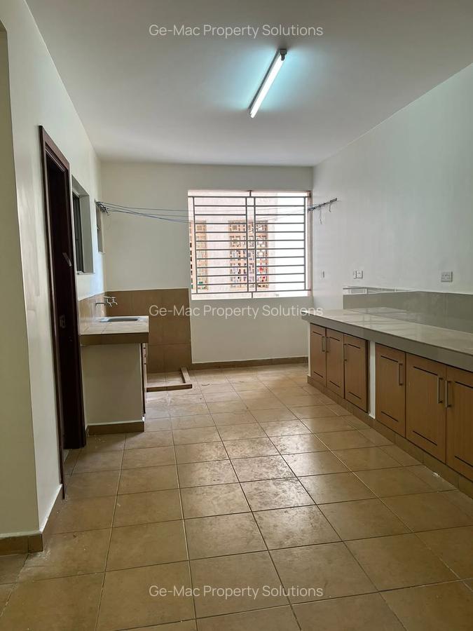 4 Bed Apartment with En Suite in Kileleshwa - 8
