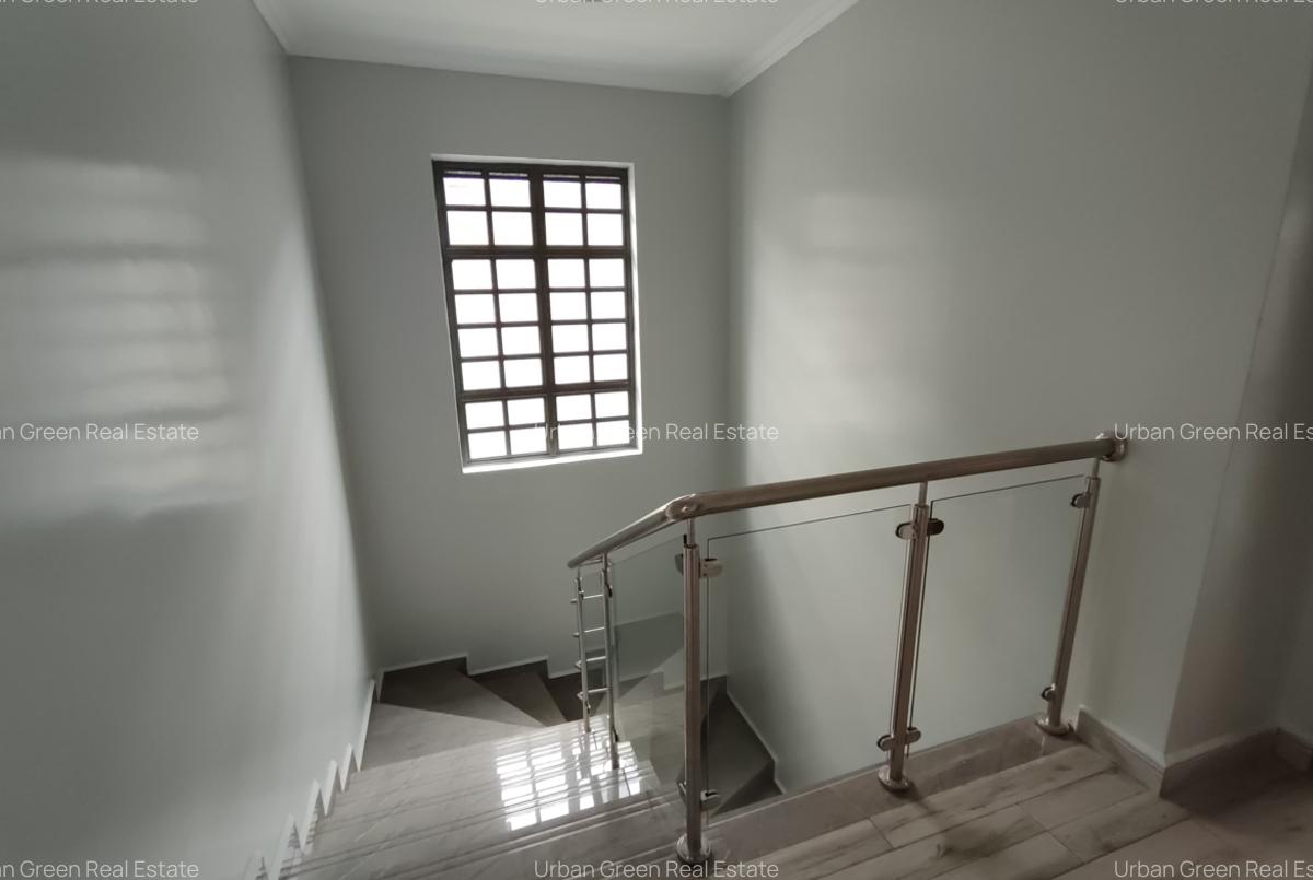 4 Bed House with En Suite at Kamakis - 6