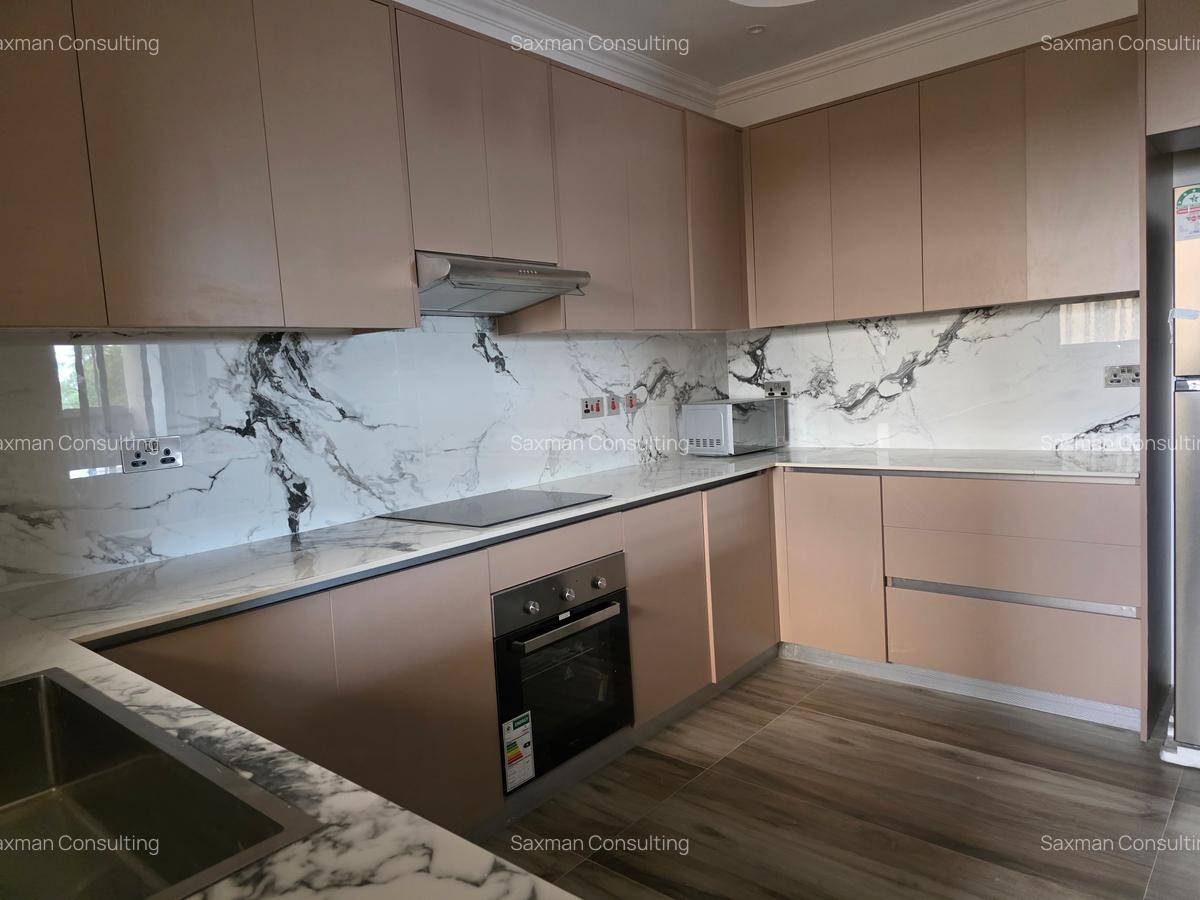 2 Bed Apartment with En Suite in Brookside - 15