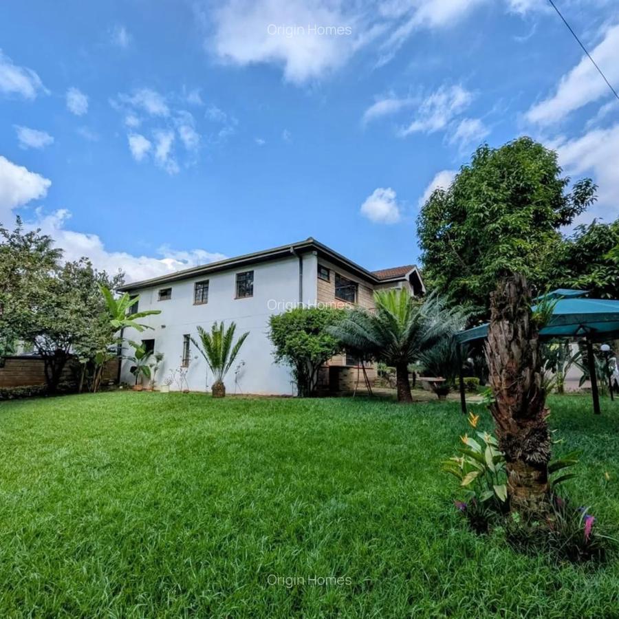 5 Bed House with En Suite at Kyuna - 1