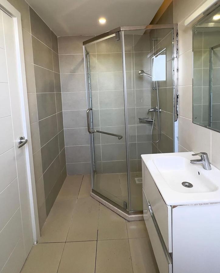 3 Bed Apartment with En Suite at Othaya Road - 8