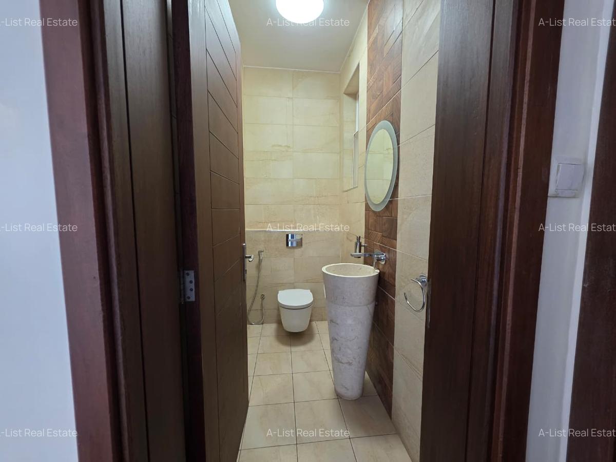 4 Bed Apartment with En Suite at General Mathenge - 12
