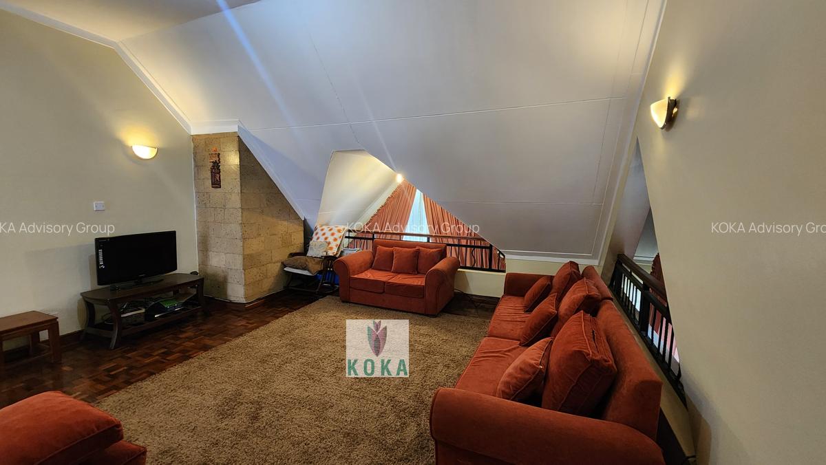 5 Bed Townhouse with En Suite in Lavington - 13