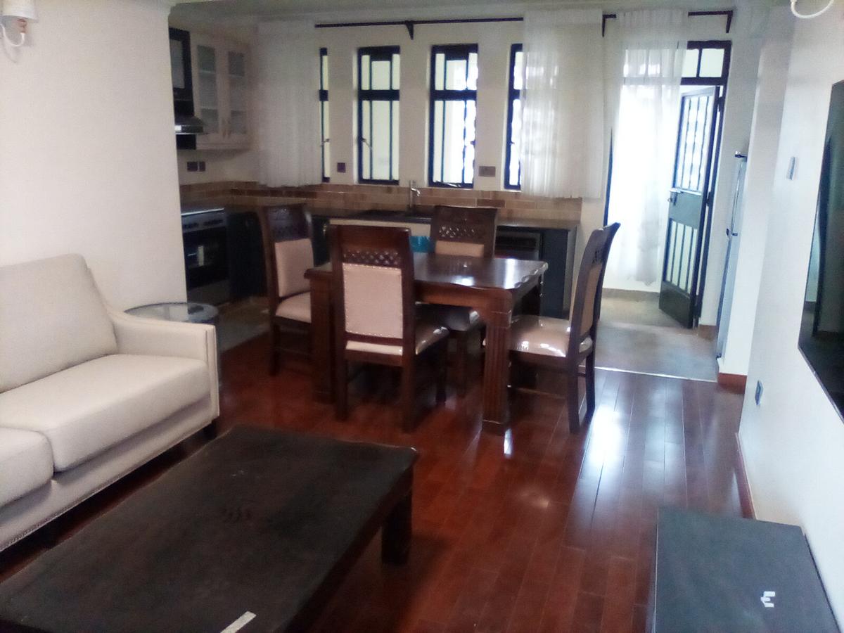 Serviced 1 Bed Apartment with En Suite at Lavington - 6