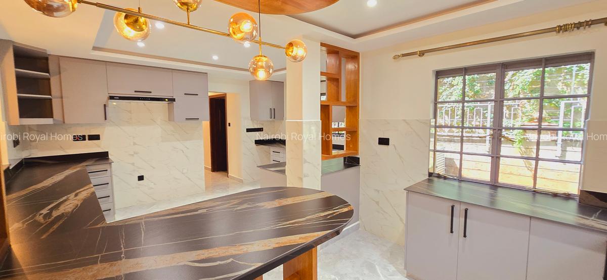 5 Bed Townhouse with En Suite at Lavington Green - 17