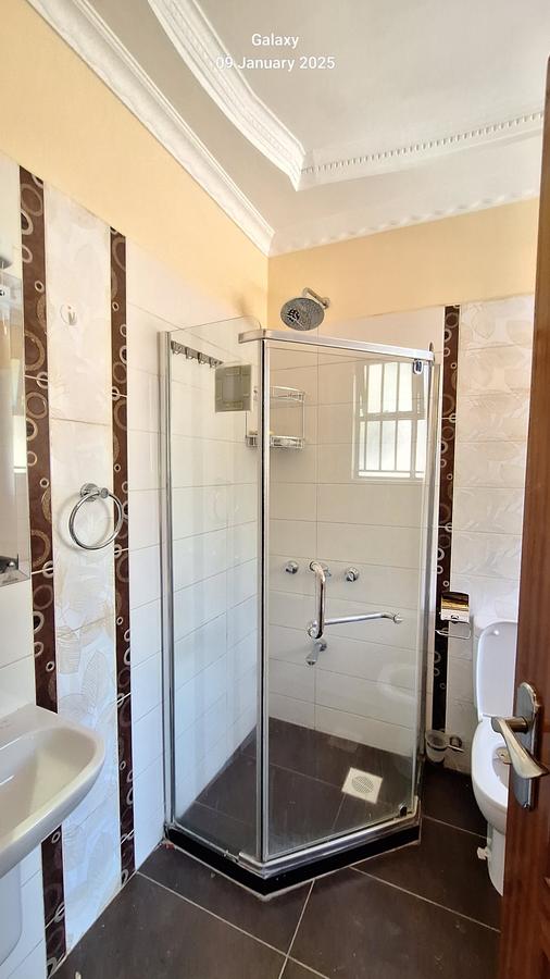 4 Bed Townhouse with En Suite in Lavington - 11