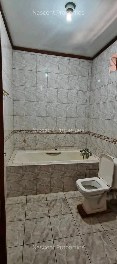 5 Bed House with En Suite in Runda - 15