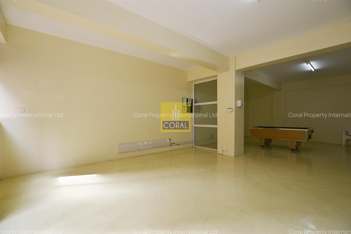 3 Bed Apartment in Parklands - 14