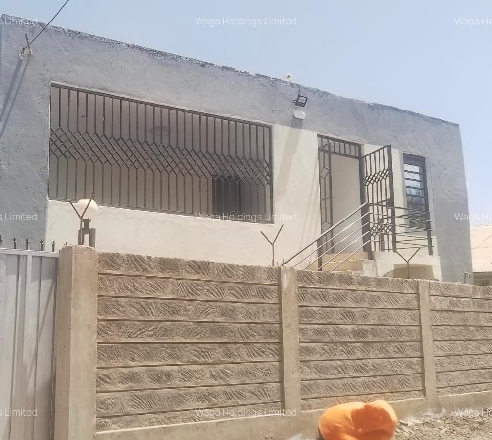 2 Bed Apartment with En Suite at Near Noonkopir Plaza - 3