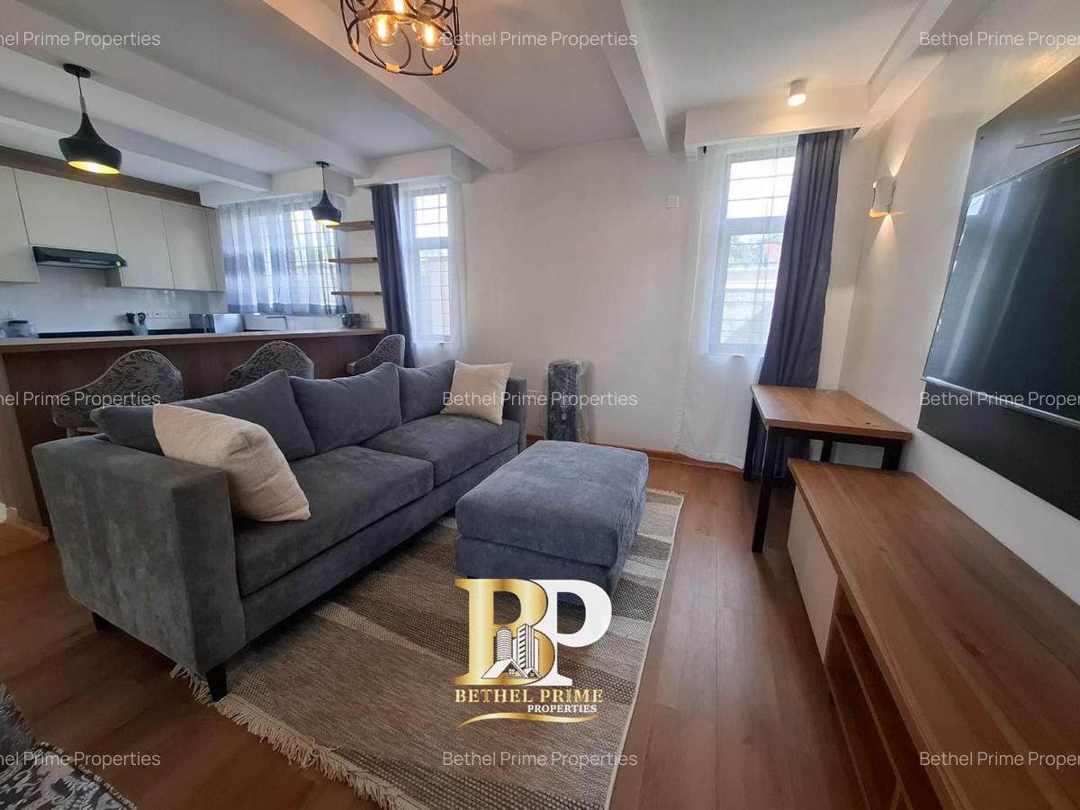 2 Bed House with En Suite in Ridgeways - 5