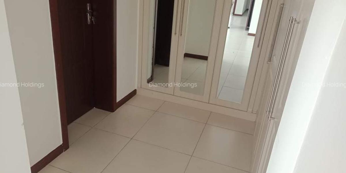 3 Bed Apartment with En Suite at Parklands - 2