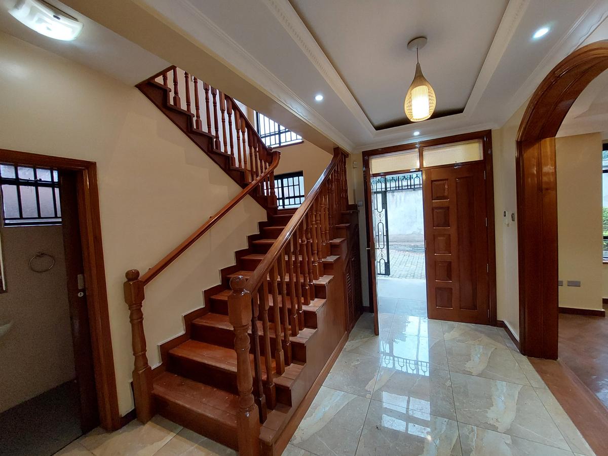 4 Bed Townhouse with En Suite at Off Mageta Road 56 - 20