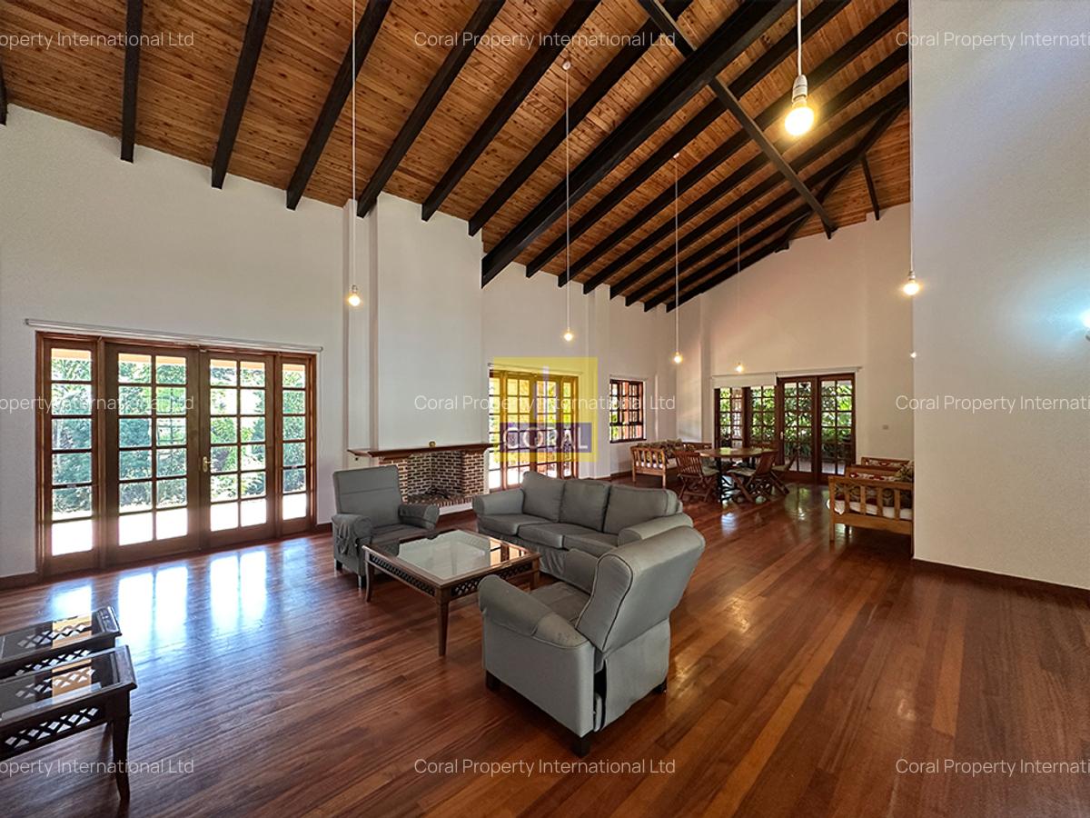 3 Bed Apartment in Nyari - 13