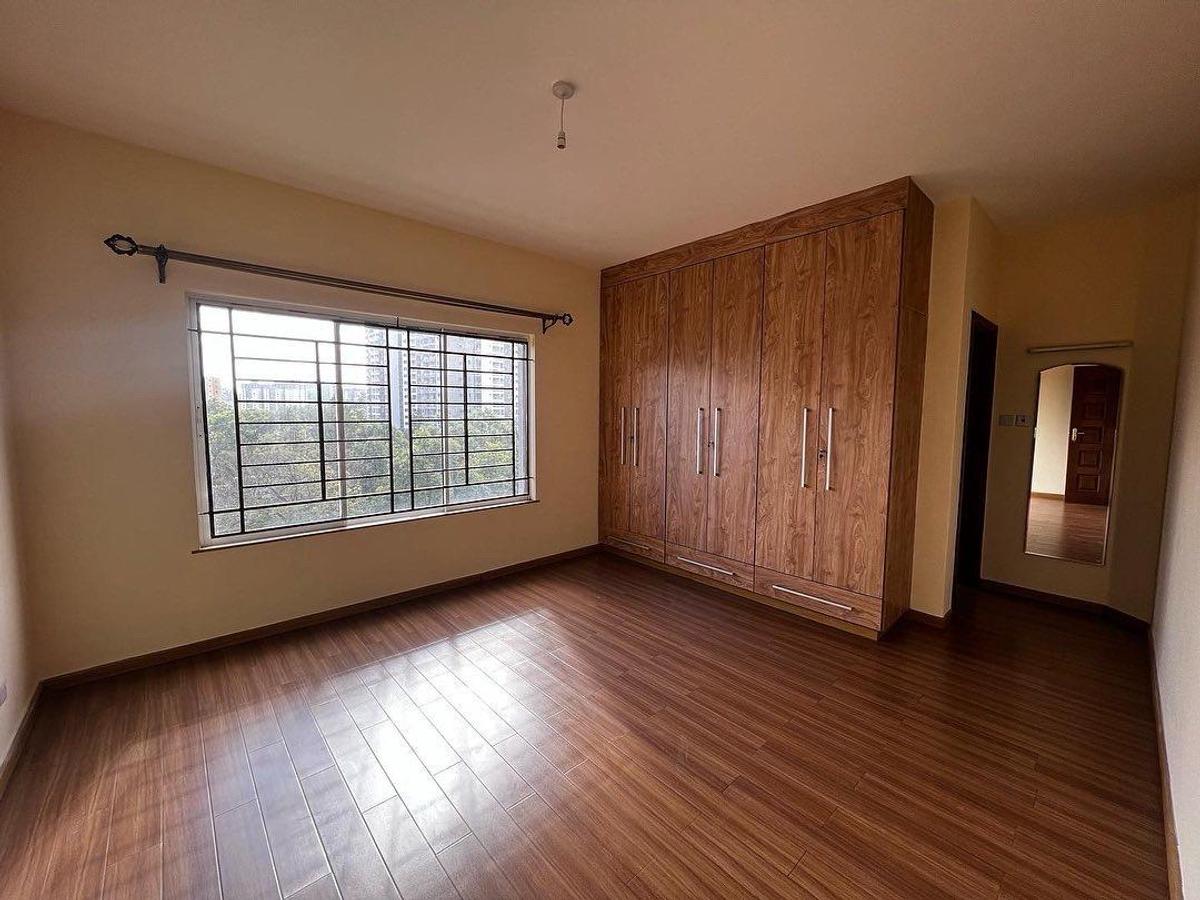 3 Bed Apartment with En Suite in Kileleshwa - 3