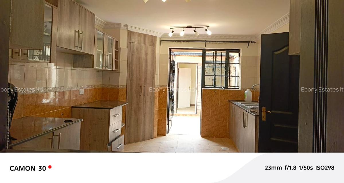 5 Bed Villa with En Suite in Lavington - 13