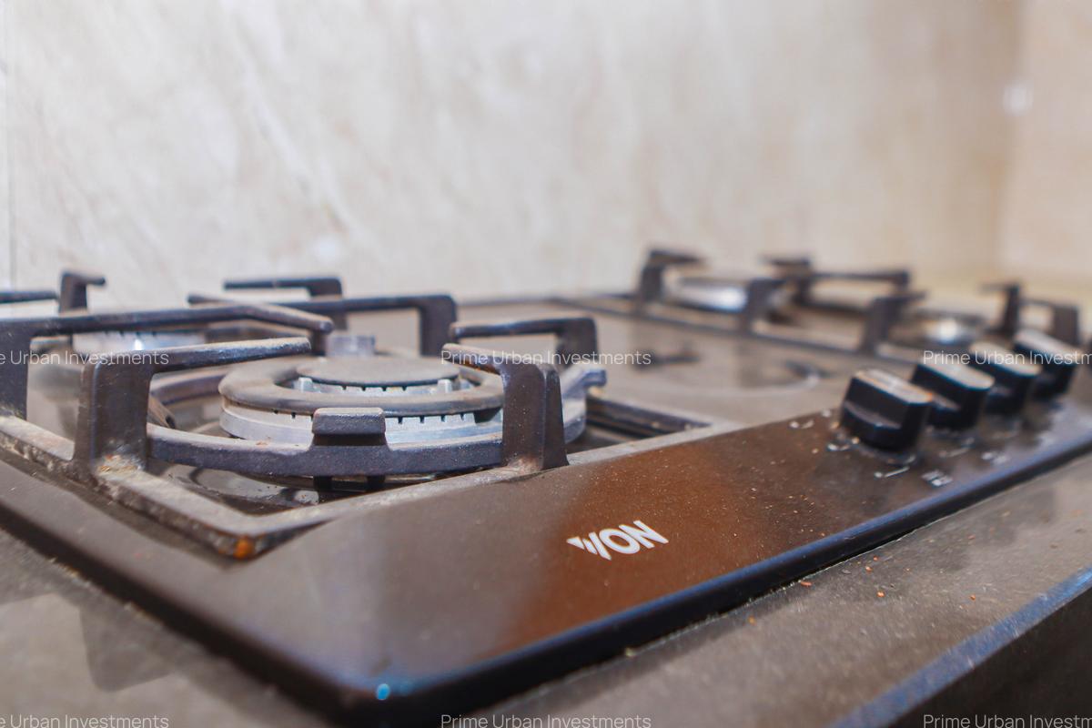 Serviced 3 Bed Apartment with En Suite in Nyali Area - 10