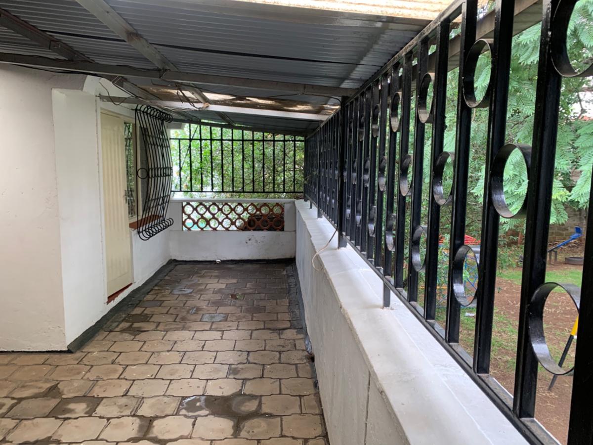 3 Bed Townhouse with En Suite in Kilimani - 16