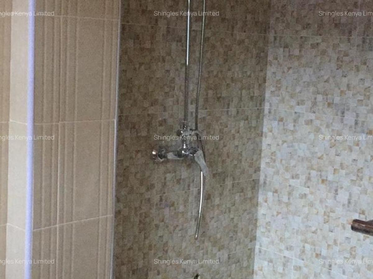 5 Bed House with En Suite at Off Mirema Rd - 8