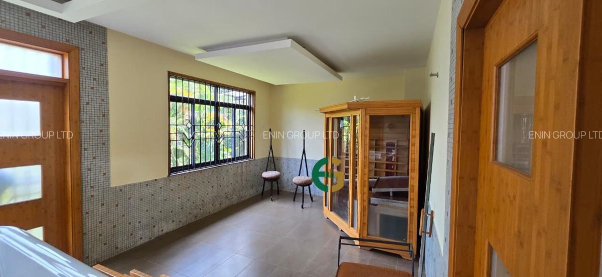 5 Bed House with En Suite in Kyuna - 11