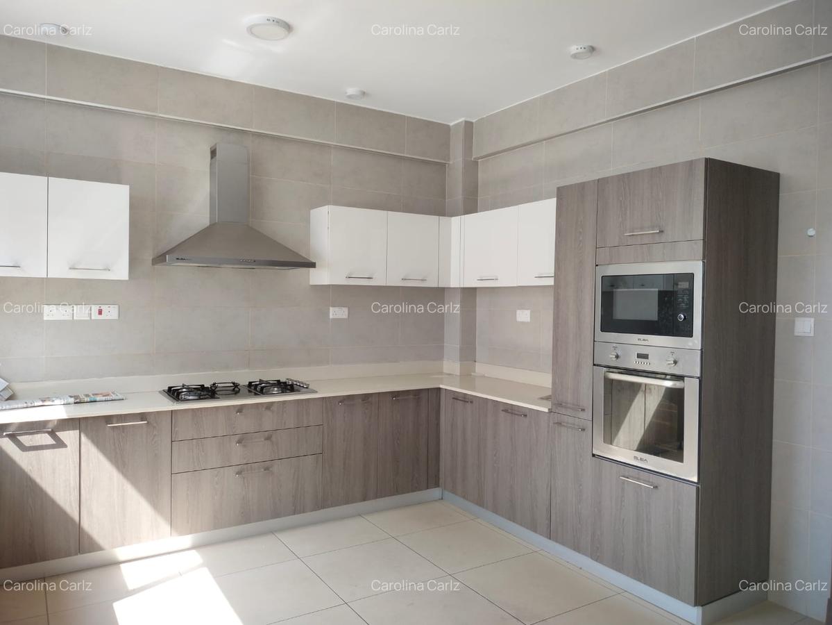 4 Bed Apartment with En Suite at General Mathenge Rd - 11