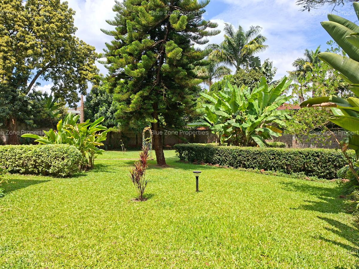 4 Bed House with En Suite at Off Glory Rd - 2