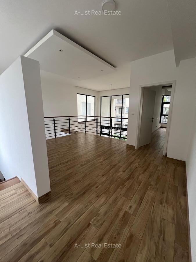 3 Bed Apartment with En Suite at Riverside Lane - 7