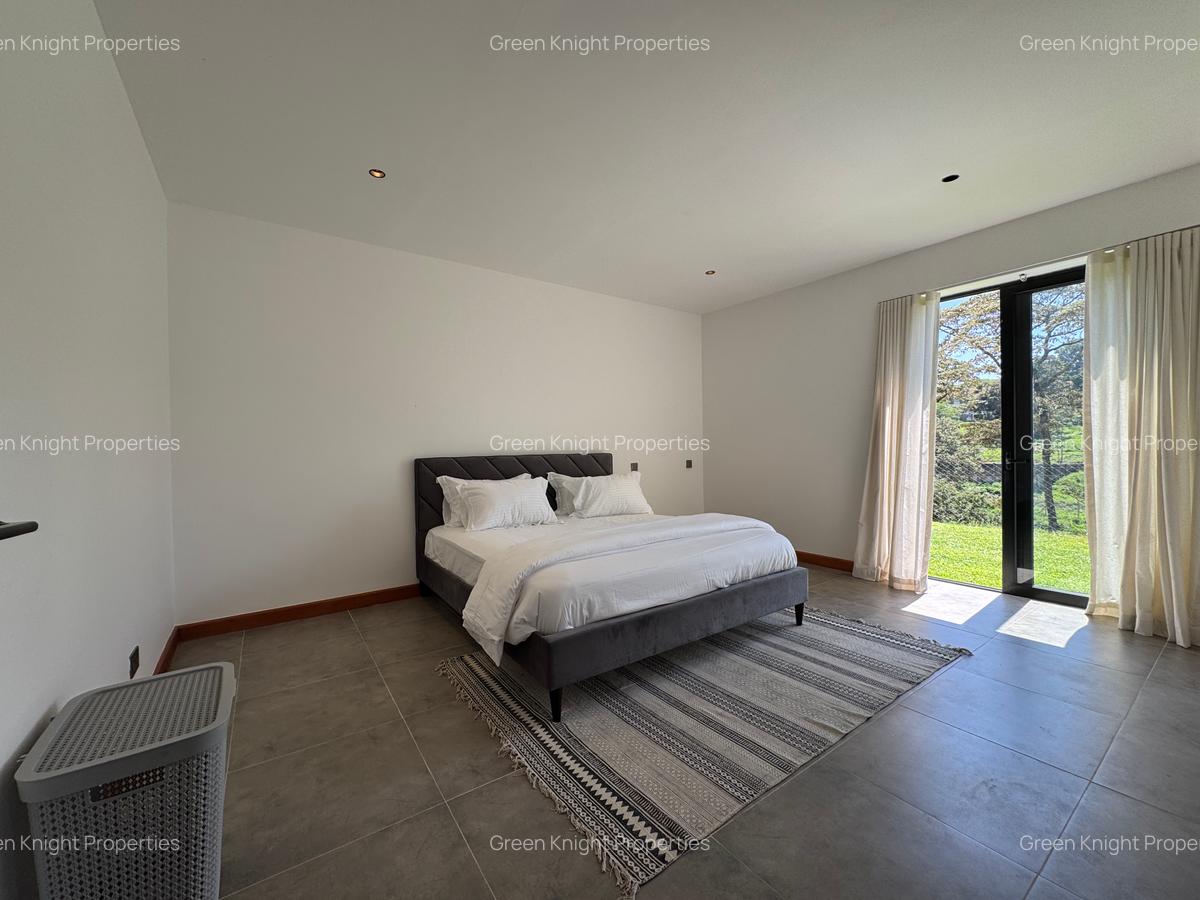 2 Bed Townhouse with En Suite in Karen - 10