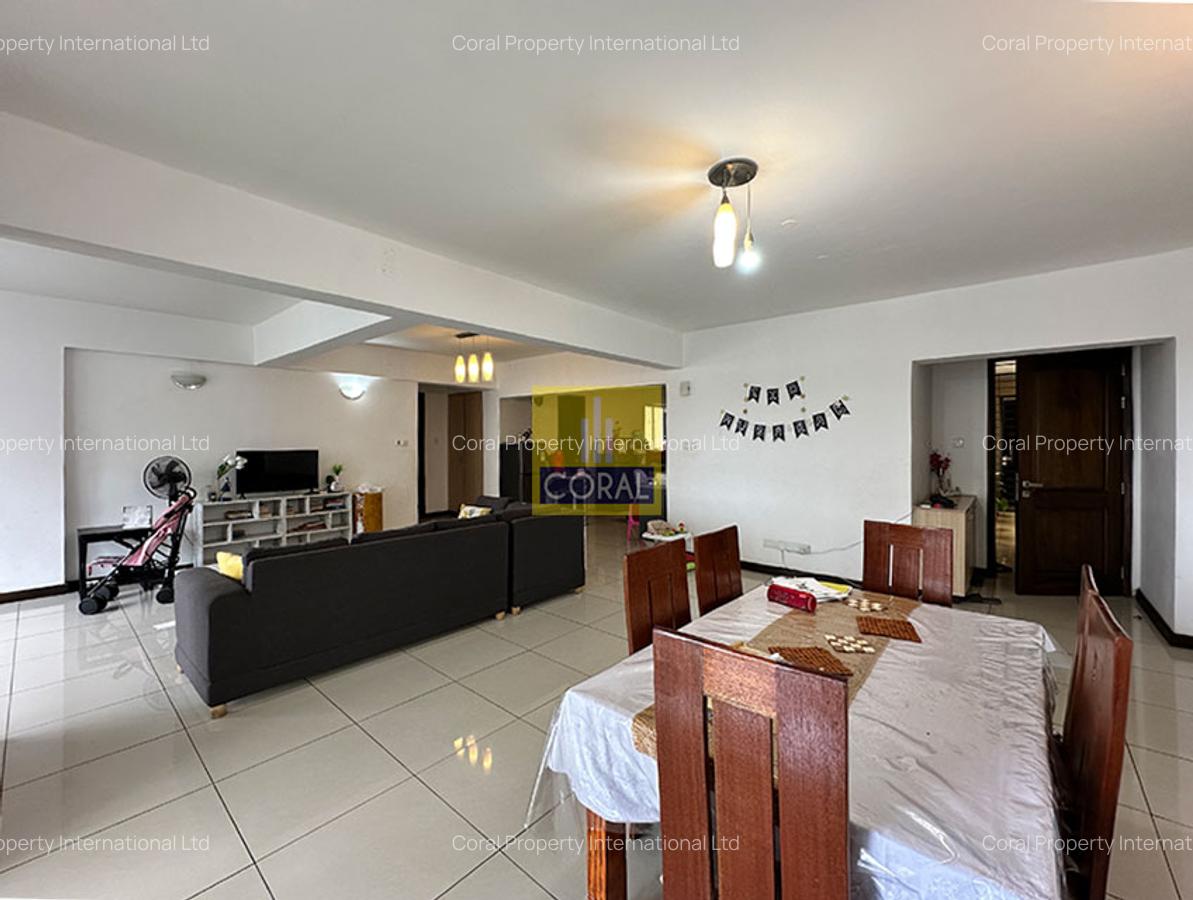 3 Bed Apartment with Borehole in Parklands - 3