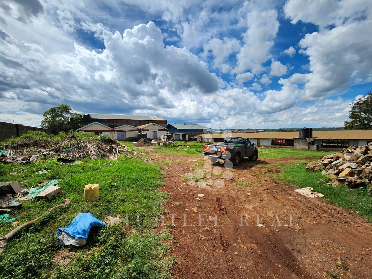 2 ac Commercial Property with Fibre Internet in Ruaka - 4