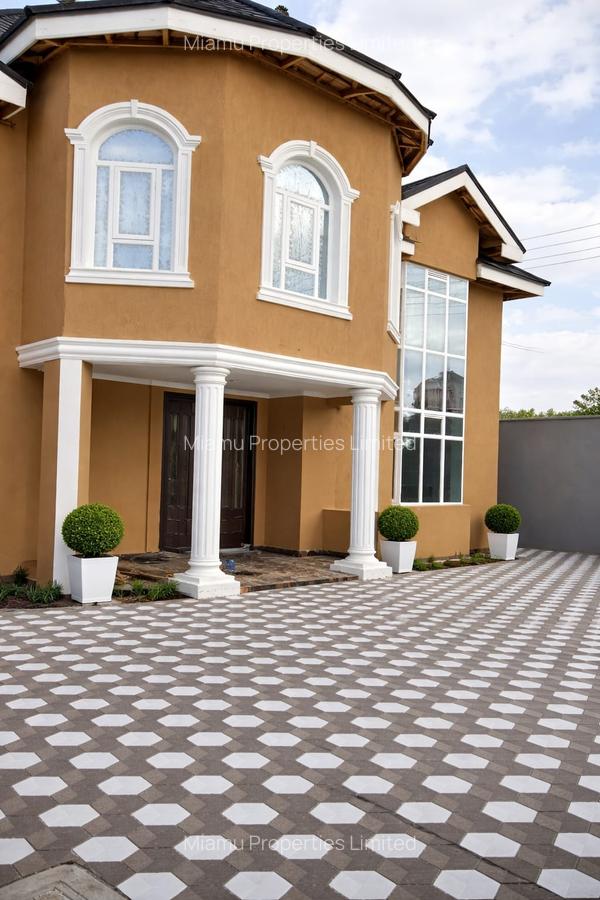 5 Bed House with Garden at Mavoko - 5