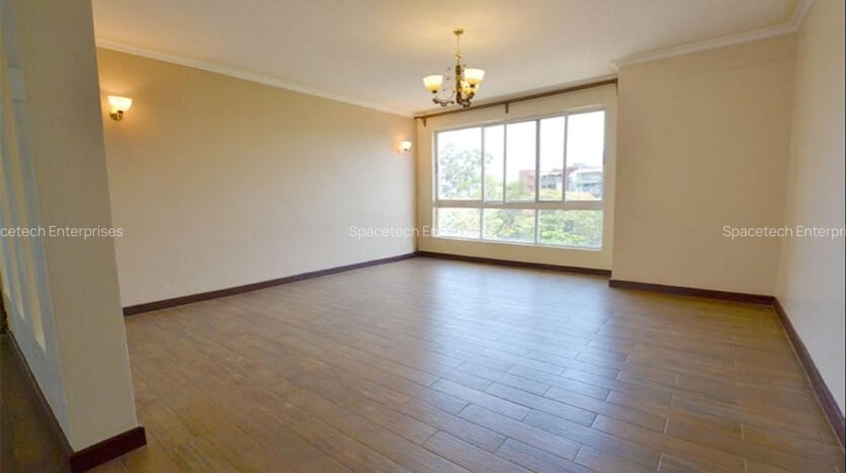 4 Bed Townhouse with En Suite in Westlands Area - 10