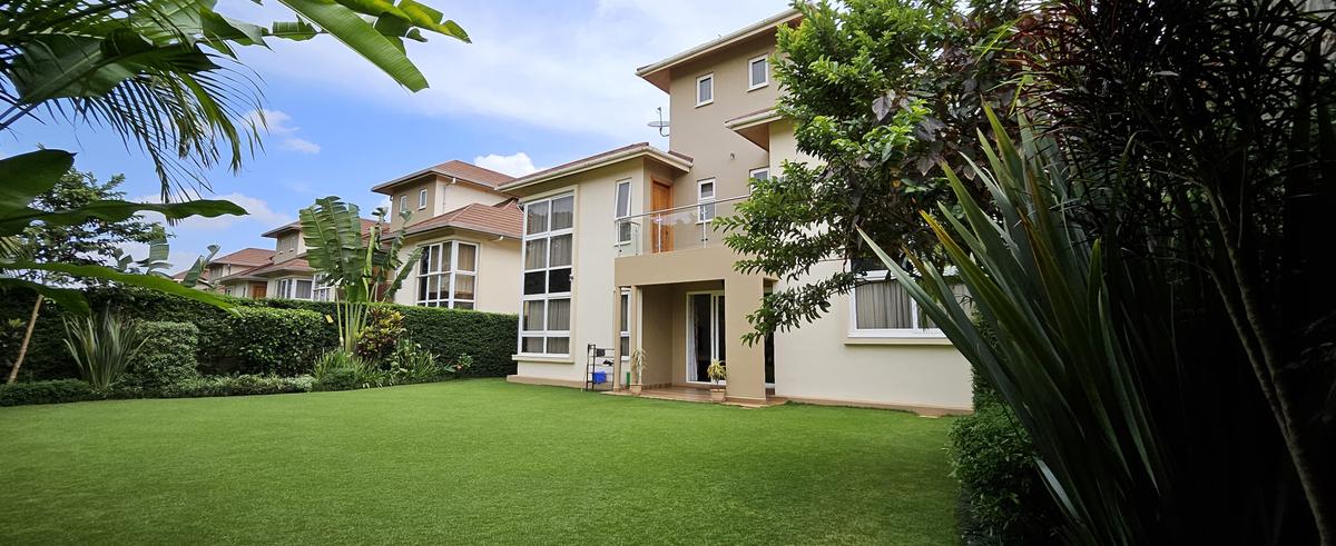 4 Bed Townhouse with En Suite at Off Kiambu Road - 6
