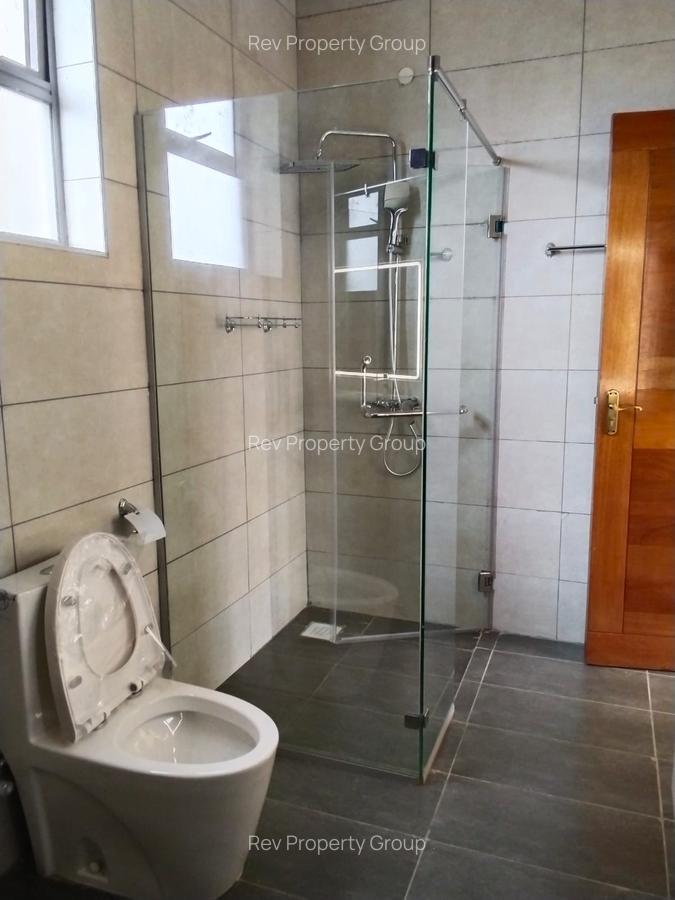 4 Bed Apartment with En Suite in Kilimani - 18