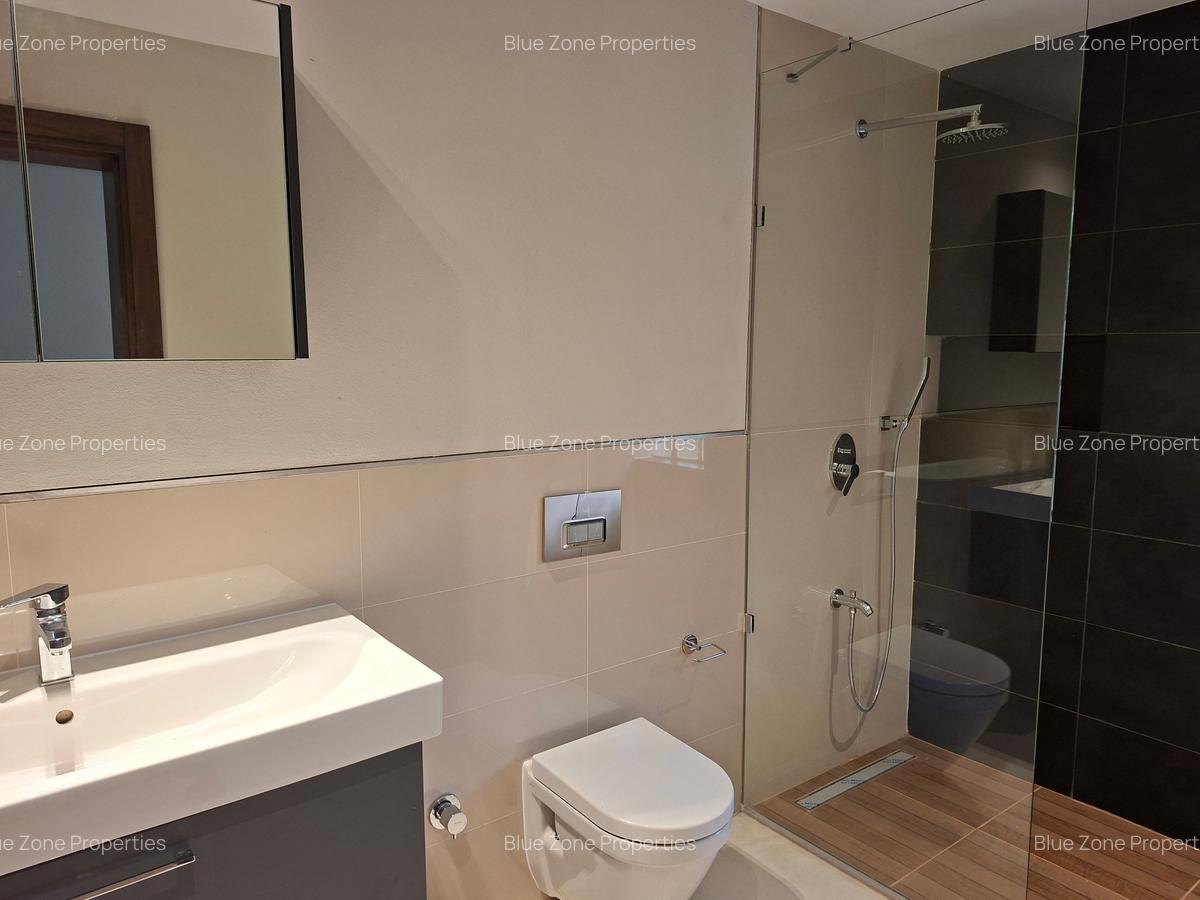 5 Bed House with En Suite at Off Runda Grove - 14