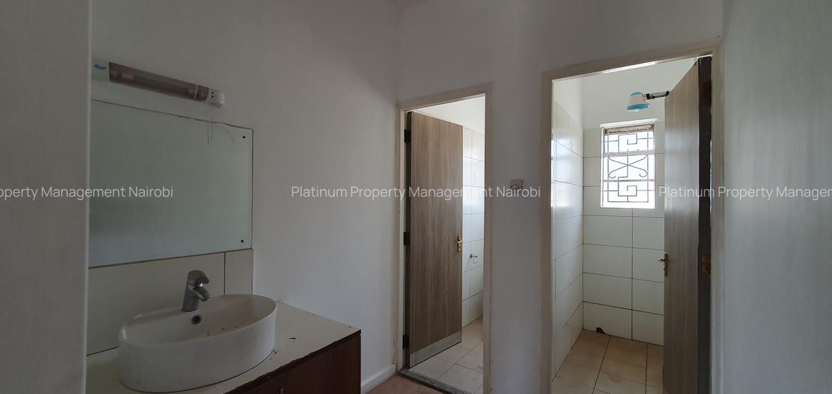 3 Bed Apartment with En Suite at Forest Lane - 11