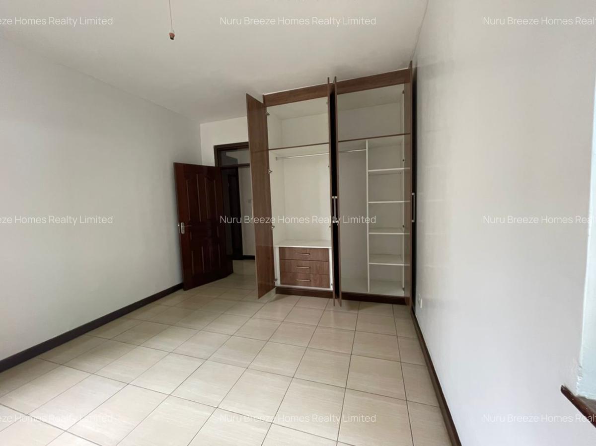 2 Bed Apartment with En Suite in Brookside - 11