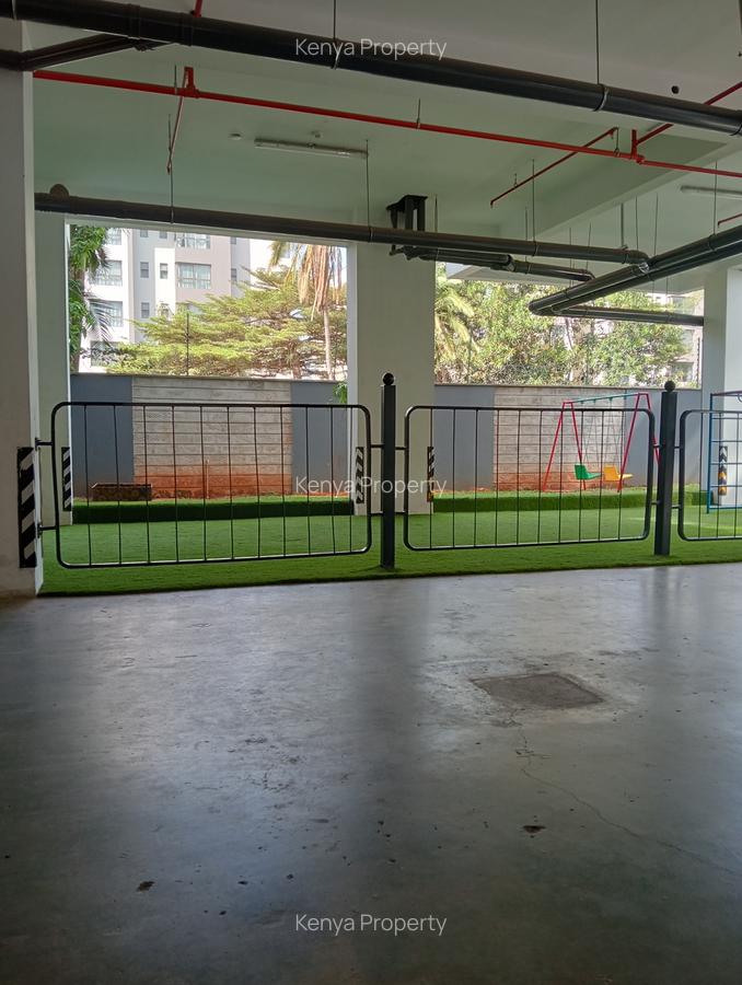 1 Bed Apartment with En Suite in Lavington - 4