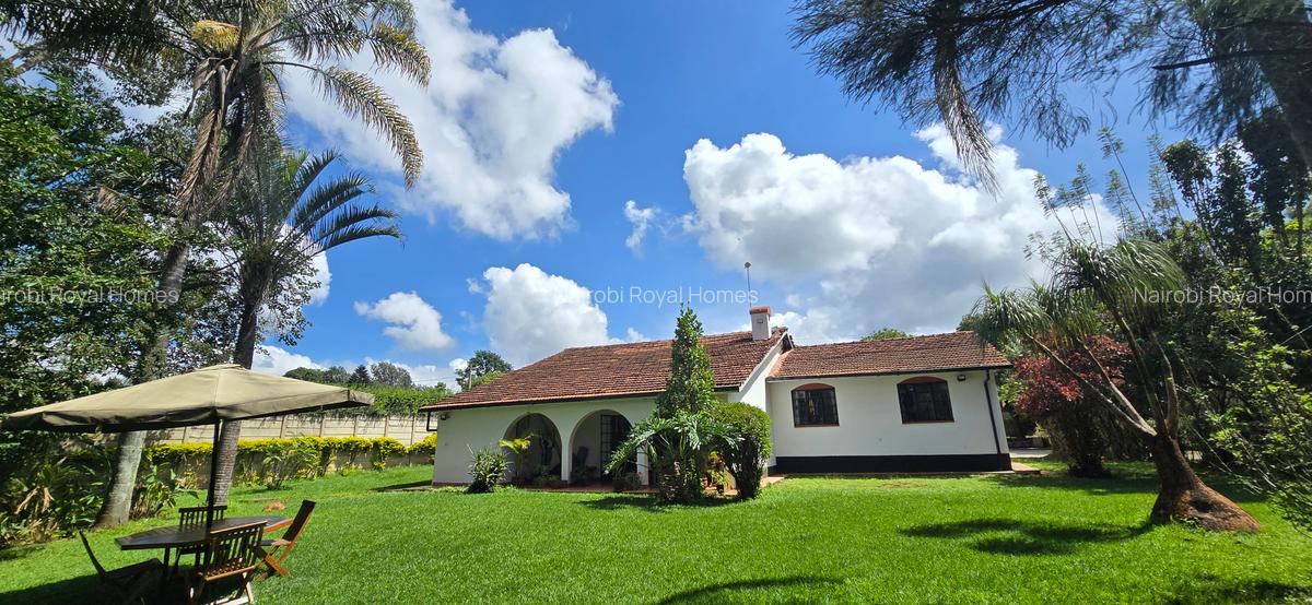 4 Bed House with En Suite at Loresho Road - 3