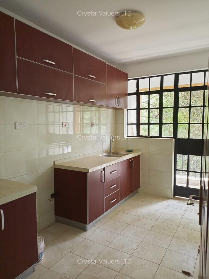 2 Bed Apartment with En Suite in Lavington - 3